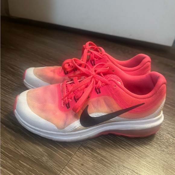 Nike Women's Vibrant Orange Sneakers - Picture 1 of 4